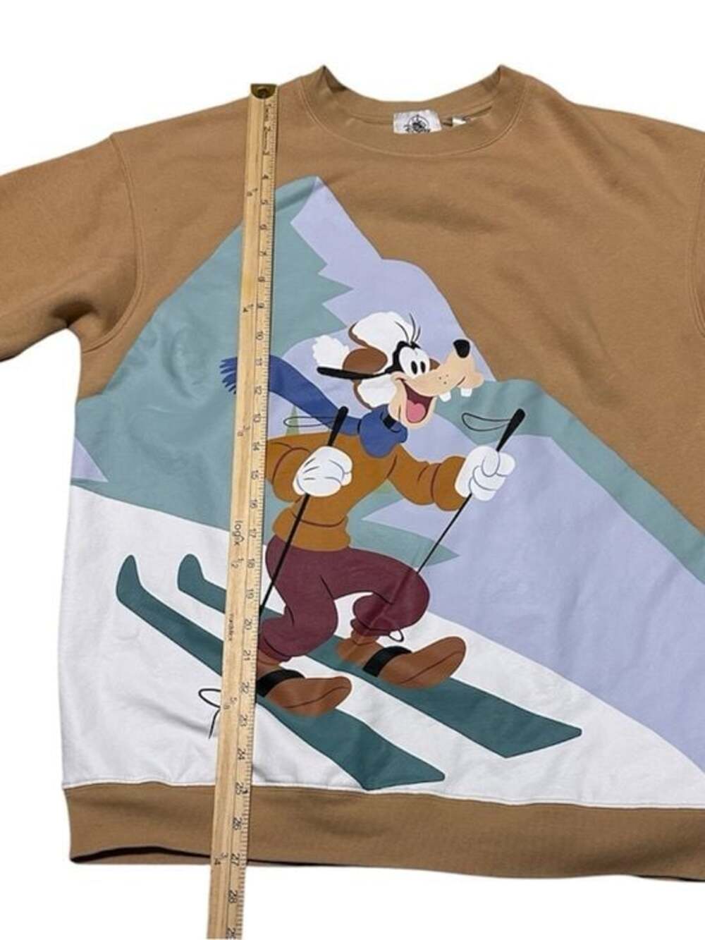 Disney Parks Goofy Holiday
Homestead Skiing Winter Pullover
Sweatshirt Large - Picture 3 of 5